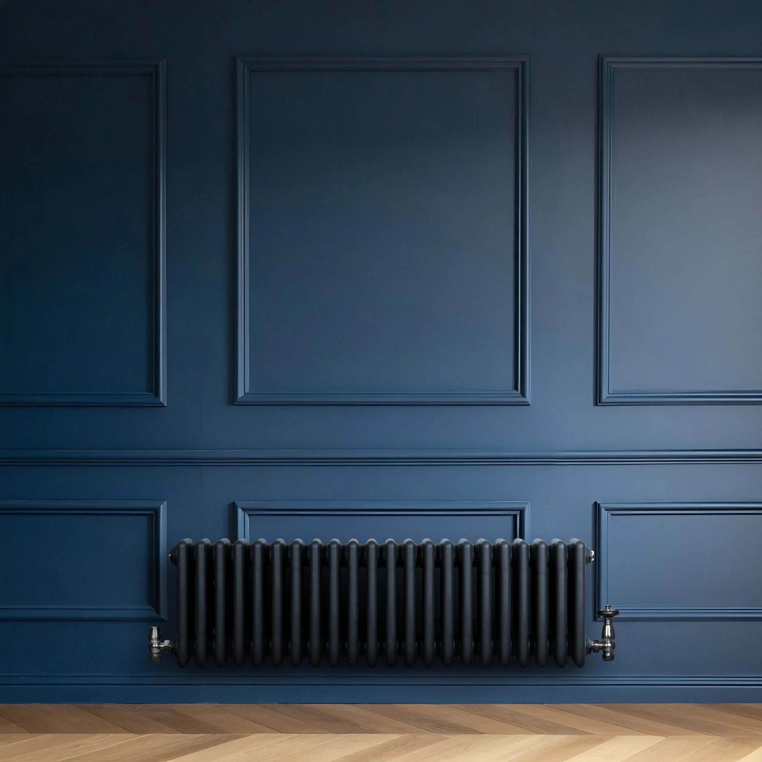 Traditional 4 Column Radiator & Valves - 300 x 1010mm - Anthracite Grey